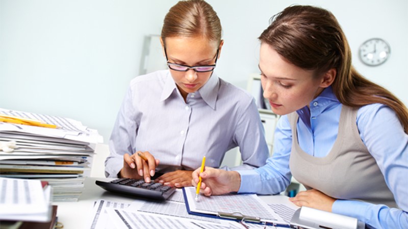 Career guidance for a position Cost accountant