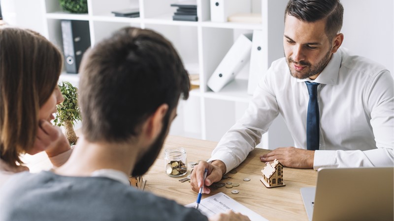 Career guidance for a position Mortgage broker
