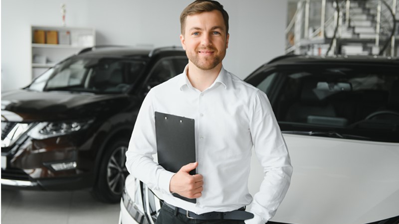 Career guidance for a position Salesperson