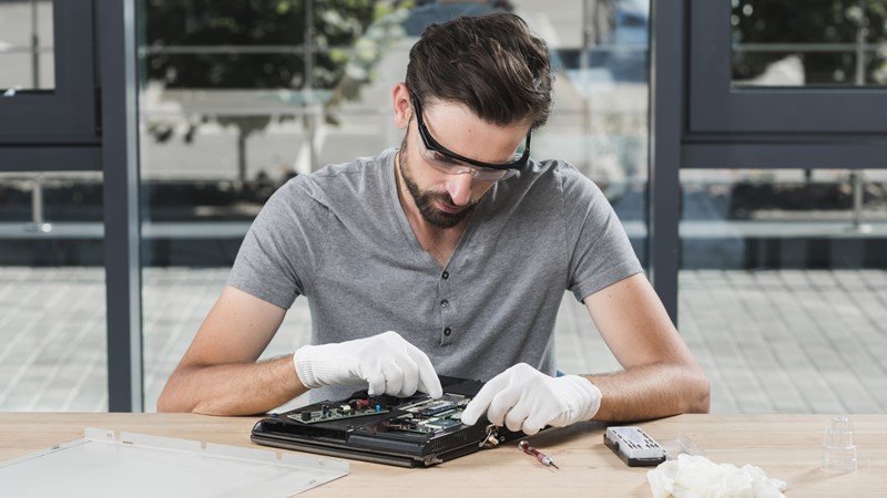 Career guidance for a position PC technician
